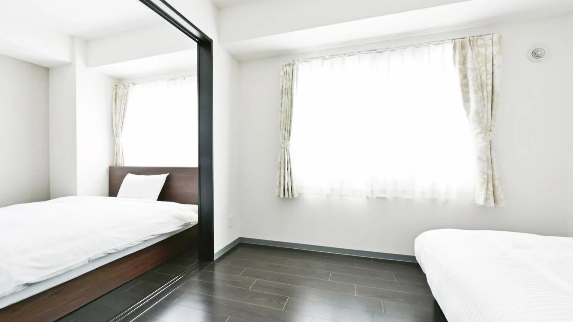 Sun Court Hondori Garden Hills Aparthotel Tsukisappu