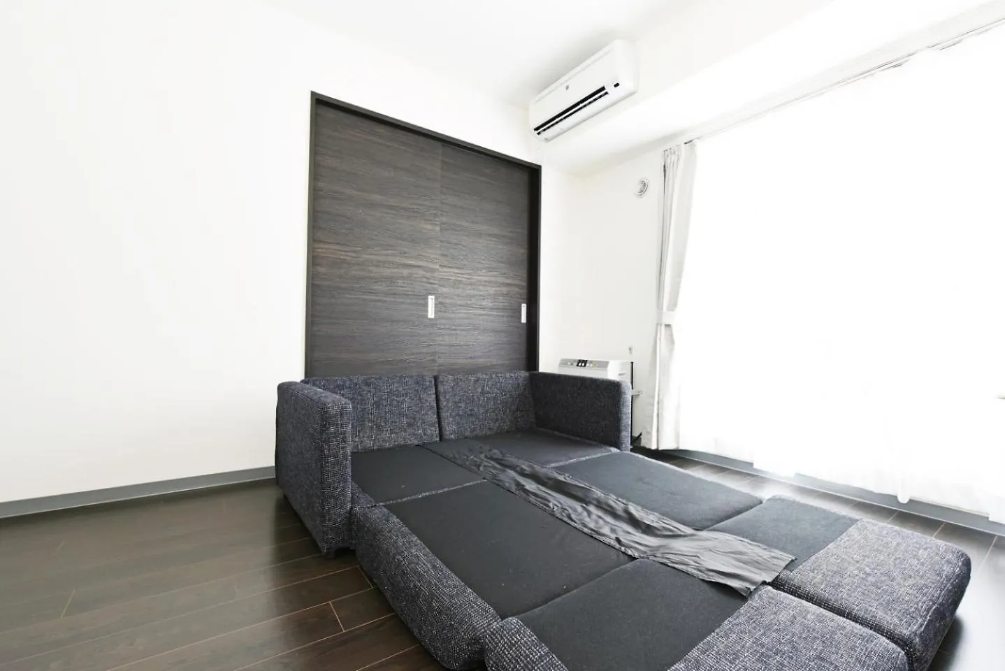 Sun Court Hondori Garden Hills Aparthotel Cukiszappu 3*,  Japán